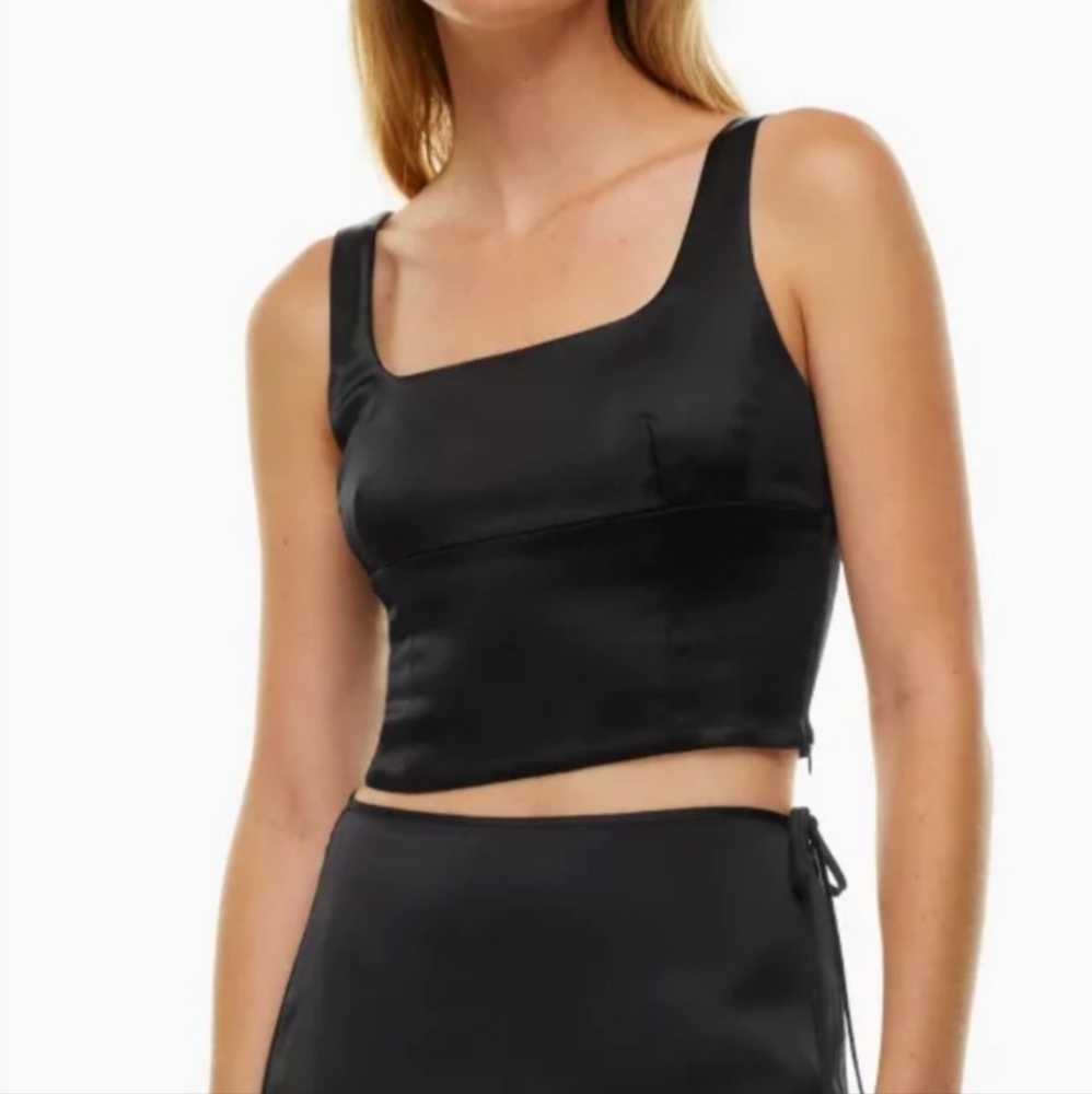 Aritzia Black Crop Tank